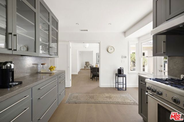 1706 Comstock Avenue, Los Angeles, CA 90024
