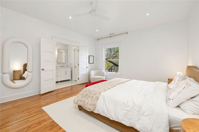 1101 N Woolsey Avenue, Fayetteville, AR 72703