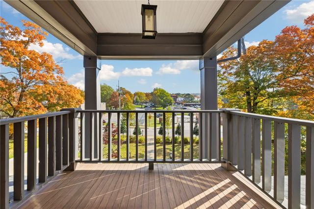 1101 N Woolsey Avenue, Fayetteville, AR 72703