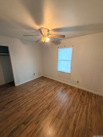 207 29th, San Antonio, TX 78237