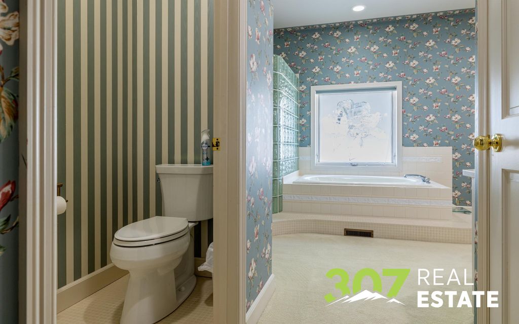 1010 Lane 11, Powell, WY 82435 photo 17