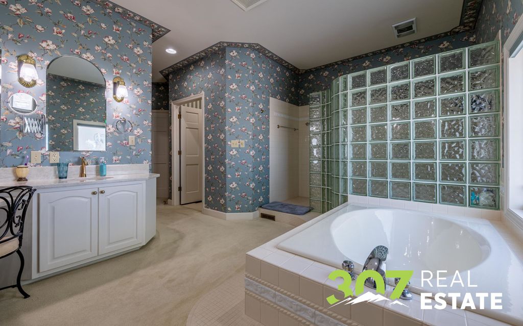 1010 Lane 11, Powell, WY 82435 photo 19