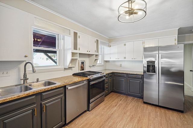 6 Selina, Shrewsbury, MA 01545