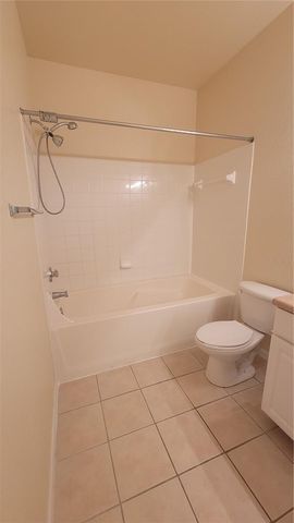 4316 NW 48TH 106, Gainesville, FL 32606