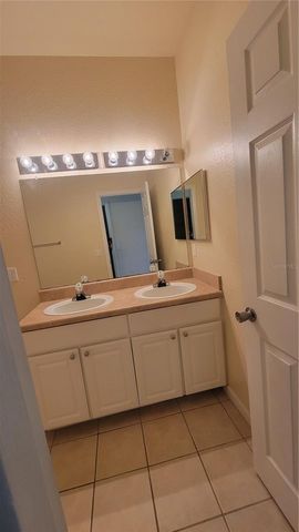 4316 NW 48TH 106, Gainesville, FL 32606