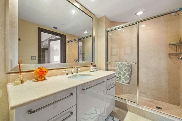 3101 S Ocean Drive 3105, Hollywood, FL 33019