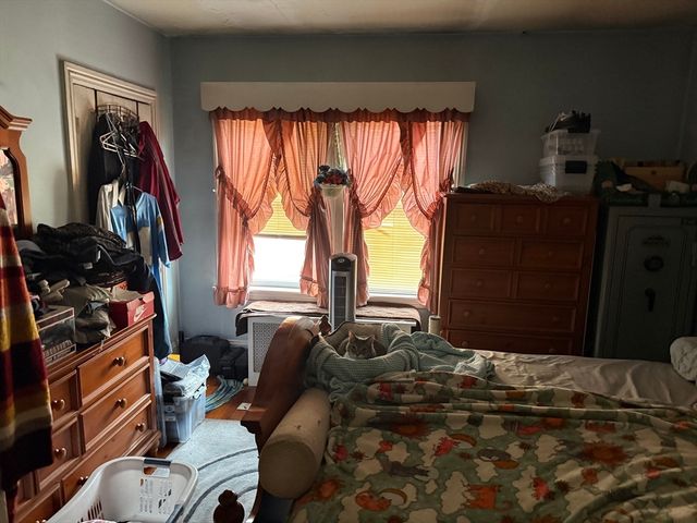 15 Myrtle St, Taunton, MA 02780