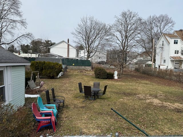 15 Myrtle St, Taunton, MA 02780