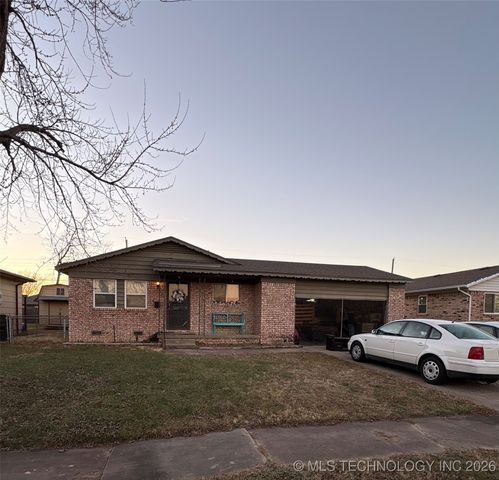 906 N Atlanta Street, Owasso, OK 74055