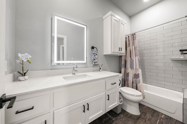6301 NW 159th Street, Edmond, OK 73013