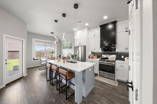 6301 NW 159th Street, Edmond, OK 73013