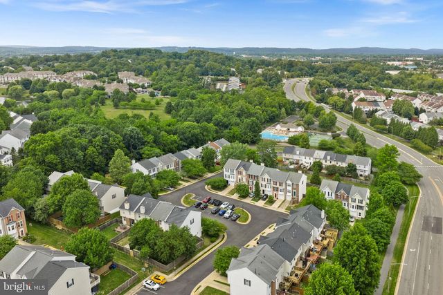 612 TAMMY TER SE, Leesburg, VA 20175