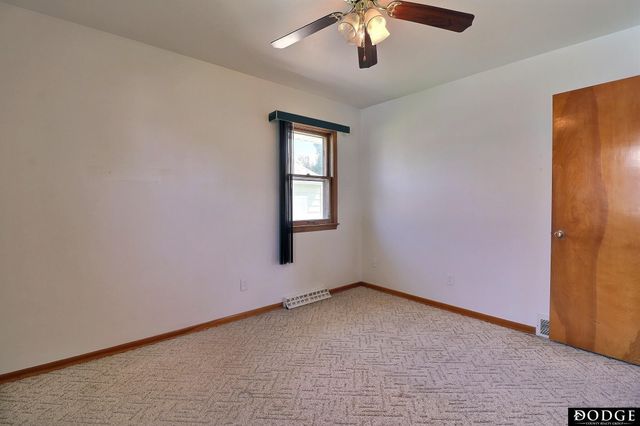 1344 Fairacres Drive, Fremont, NE 68025