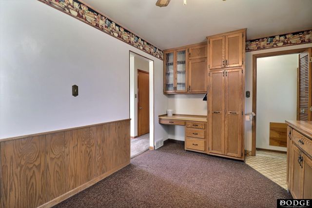 1344 Fairacres Drive, Fremont, NE 68025