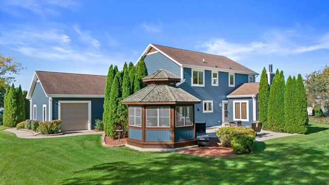 W154S7614 Rain Tree COURT, Muskego, WI 53150