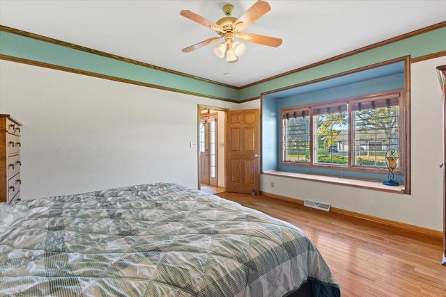W154S7614 Rain Tree COURT, Muskego, WI 53150