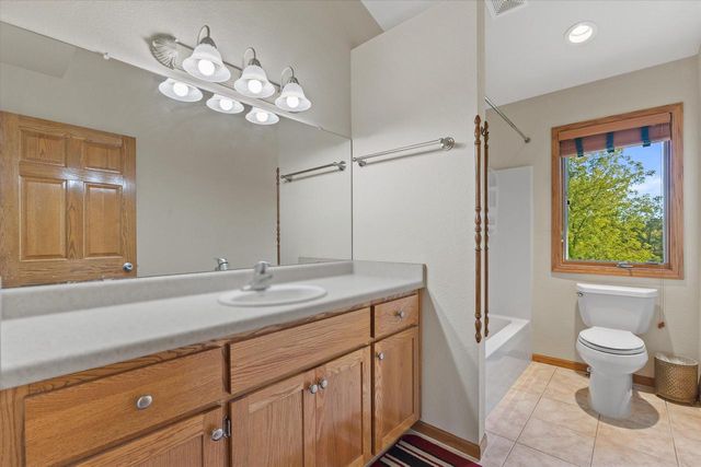 W154S7614 Rain Tree COURT, Muskego, WI 53150