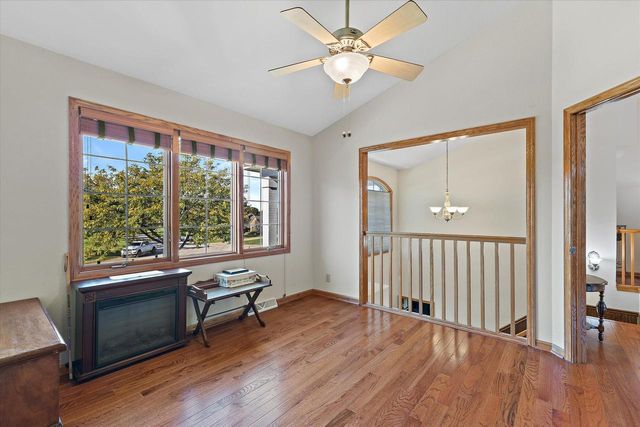 W154S7614 Rain Tree COURT, Muskego, WI 53150