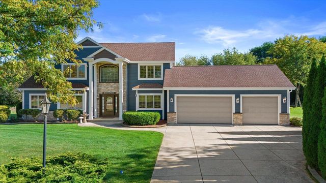 W154S7614 Rain Tree COURT, Muskego, WI 53150