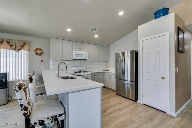 1905 Eskam Street, Las Vegas, NV 89156