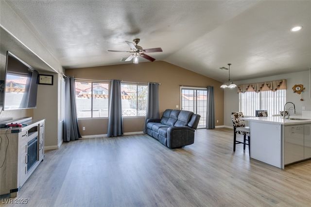 1905 Eskam Street, Las Vegas, NV 89156