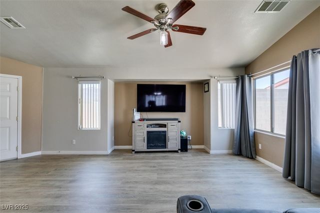 1905 Eskam Street, Las Vegas, NV 89156