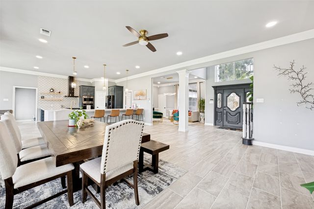 818 Riviera Drive, Mansfield, TX 76063