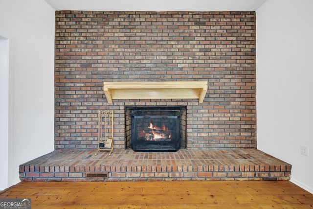 303 Oak Way Drive, Eastanollee, GA 30538