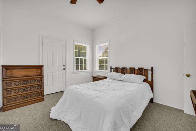 303 Oak Way Drive, Eastanollee, GA 30538
