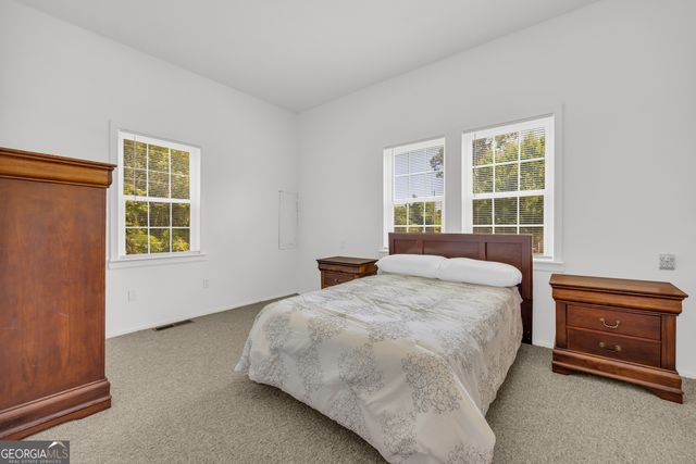 303 Oak Way Drive, Eastanollee, GA 30538