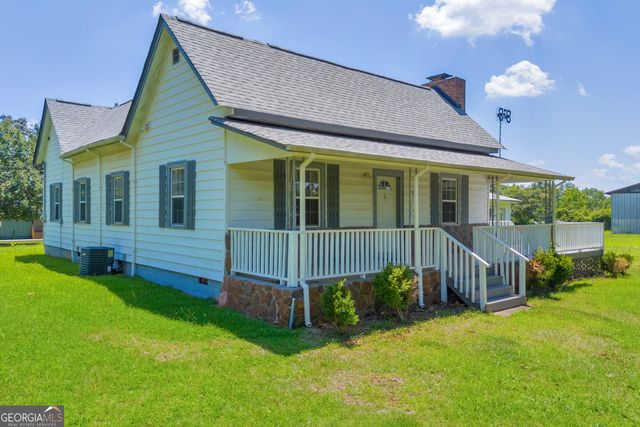 303 Oak Way Drive, Eastanollee, GA 30538