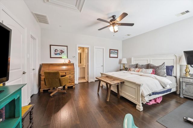 4415 Marina Street, Houston, TX 77007