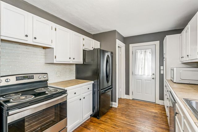 549 N Fountain St, Wichita, KS 67208