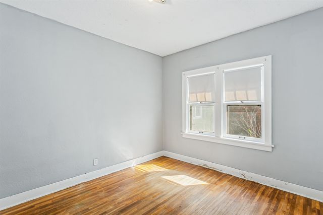 549 N Fountain St, Wichita, KS 67208