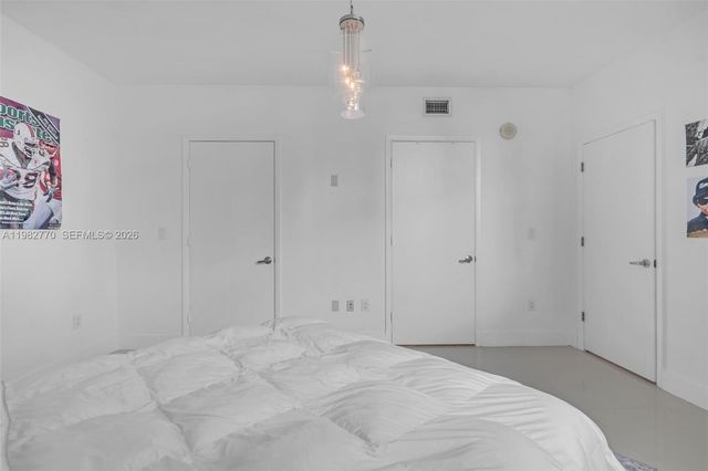 350 S Miami Ave 2412, Miami, FL 33130