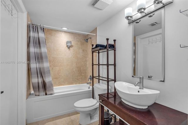 350 S Miami Ave 2412, Miami, FL 33130