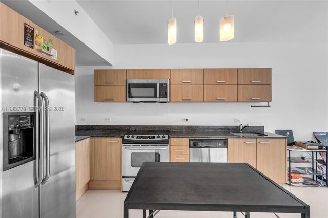 350 S Miami Ave 2412, Miami, FL 33130