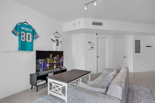 350 S Miami Ave 2412, Miami, FL 33130