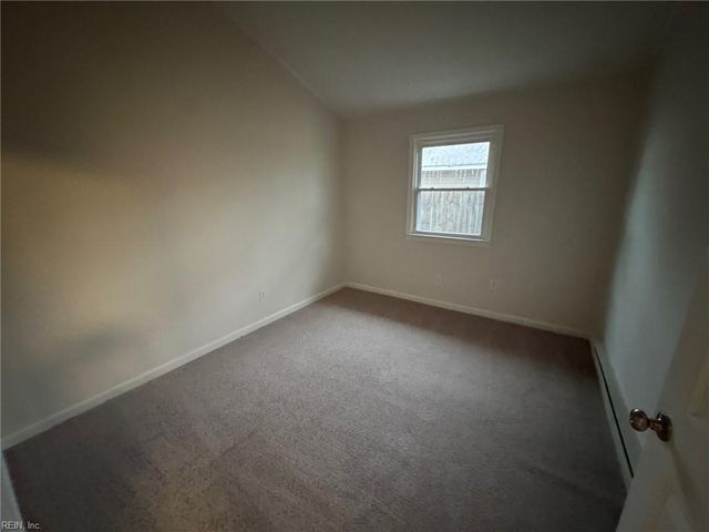 3516 Champlain LN, Virginia Beach, VA 23452