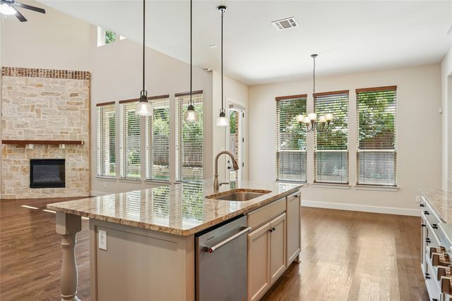 1225 Huron Drive, Grapevine, TX 76051