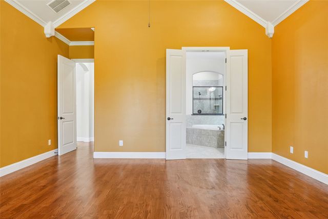 1225 Huron Drive, Grapevine, TX 76051