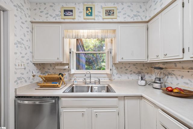 135 Ingleoak Lane, Greenville, SC 29615