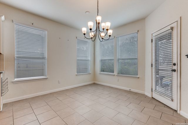 7726 Northmoon, San Antonio, TX 78249