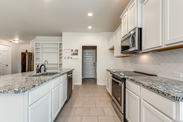 7726 Northmoon, San Antonio, TX 78249