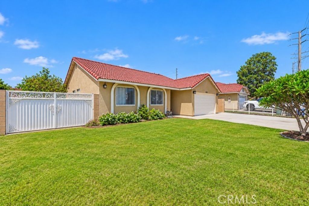 9730 Linden Avenue, Bloomington, CA 92316 — photo 2