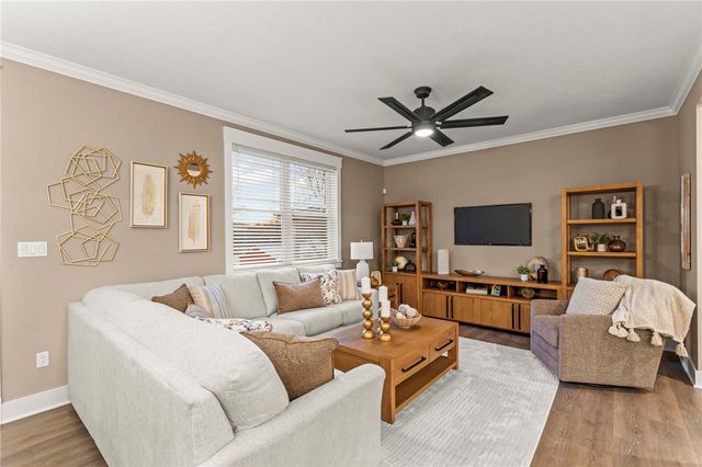 108 Anderson Station, Peters Twp, PA 15367