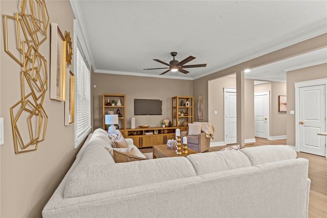 108 Anderson Station, Peters Twp, PA 15367