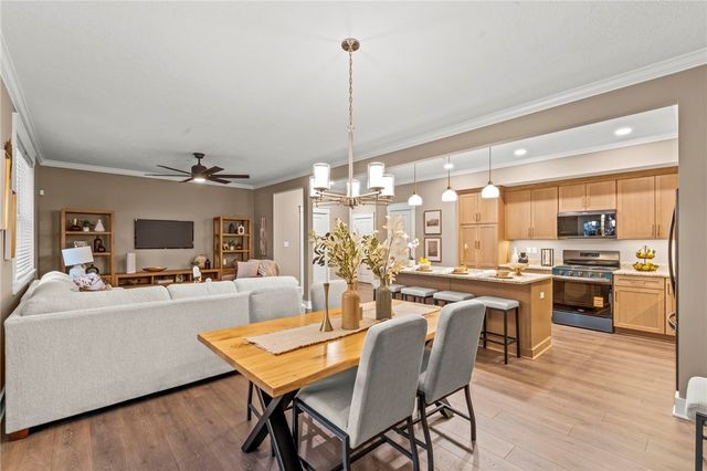 108 Anderson Station, Peters Twp, PA 15367