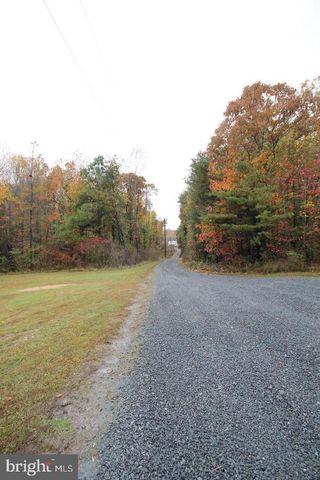 253 WILL JOHNSON RD, Louisa, VA 23093