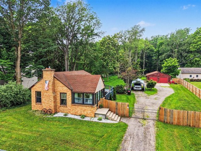 1229 Maplerow Avenue, Grand Rapids, MI 49534